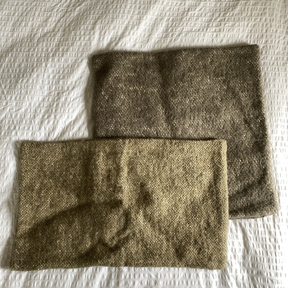 Pottery Barn Light Green Pillow Shams - Picture 6 of 7